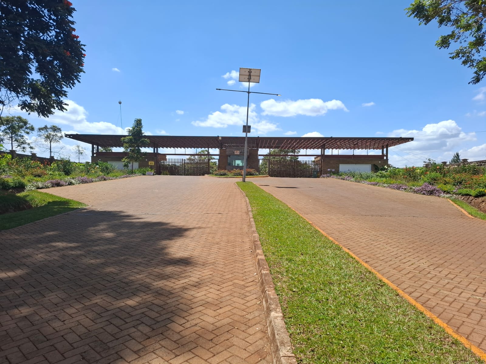 Commercial Boulevard Hub - 1/2 Acre Plot