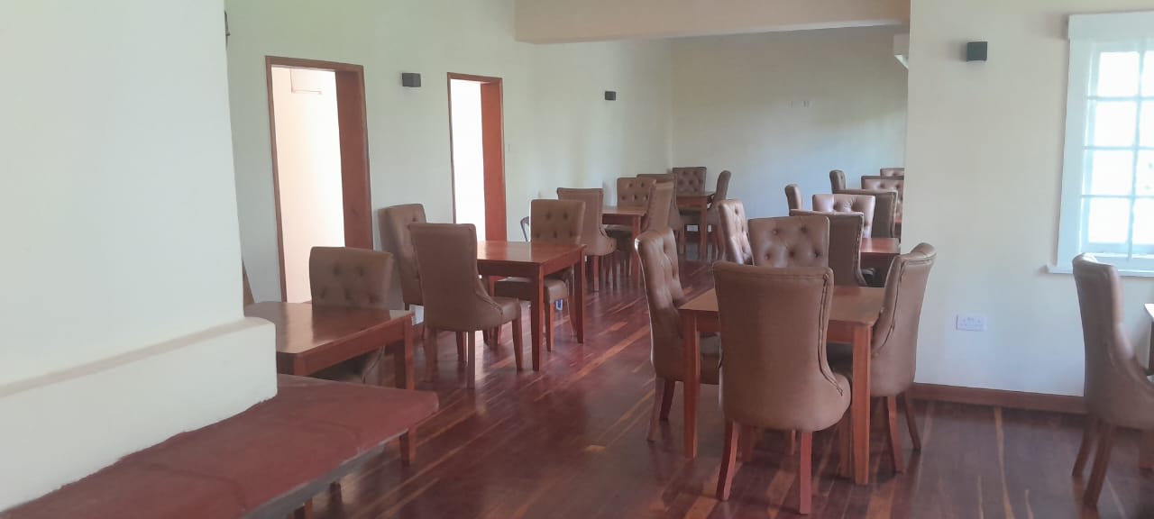 Clubhouse Dining Terrace
